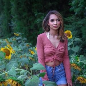 Meet your Posher, Mckenzie